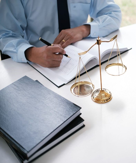 Hukuki Danışmanlık,Şirketlere Mali Danışmanlık,Vergi Denetimi,İç Kontrol ve İç Denetim,Hile Denetimi,Dış Ticaret Uzmanlığı,Gümrük Müşavirliği,Tercüme İşleri,KOSGEB Teşvikleri,Yatırım Teşvikleri,AB Projeleri Hazırlanması ve Teşvikleri